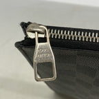 Louis Vuitton Clutch Damier Graphite Pochette Jour GM Black — view 7