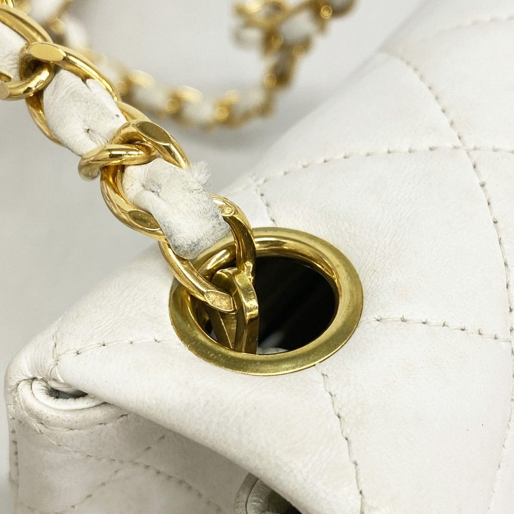 Chanel Shoulder Bag Mini Quilted Lambskin White Gold — view 7