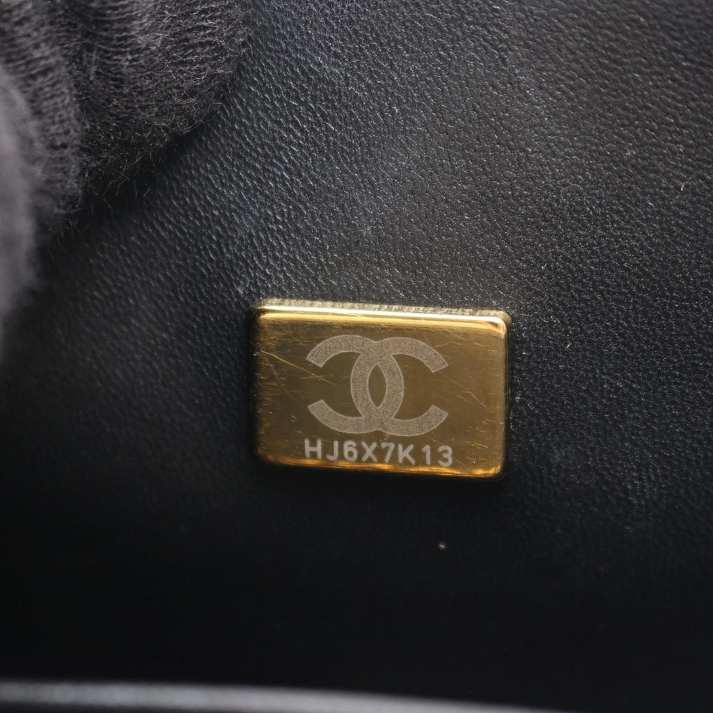 Chanel Shoulder Bag Boy Small Black Caviar Leather Chain — view 5