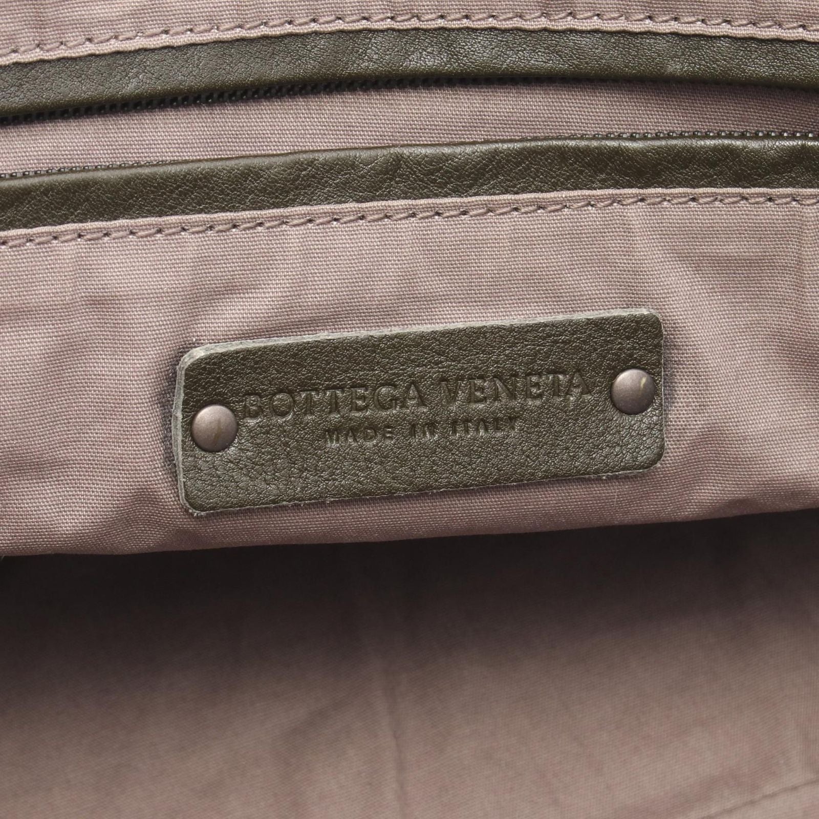Bottega Veneta Boston Bag Intrecciato 2-Way Dark Khaki Leather — view 4