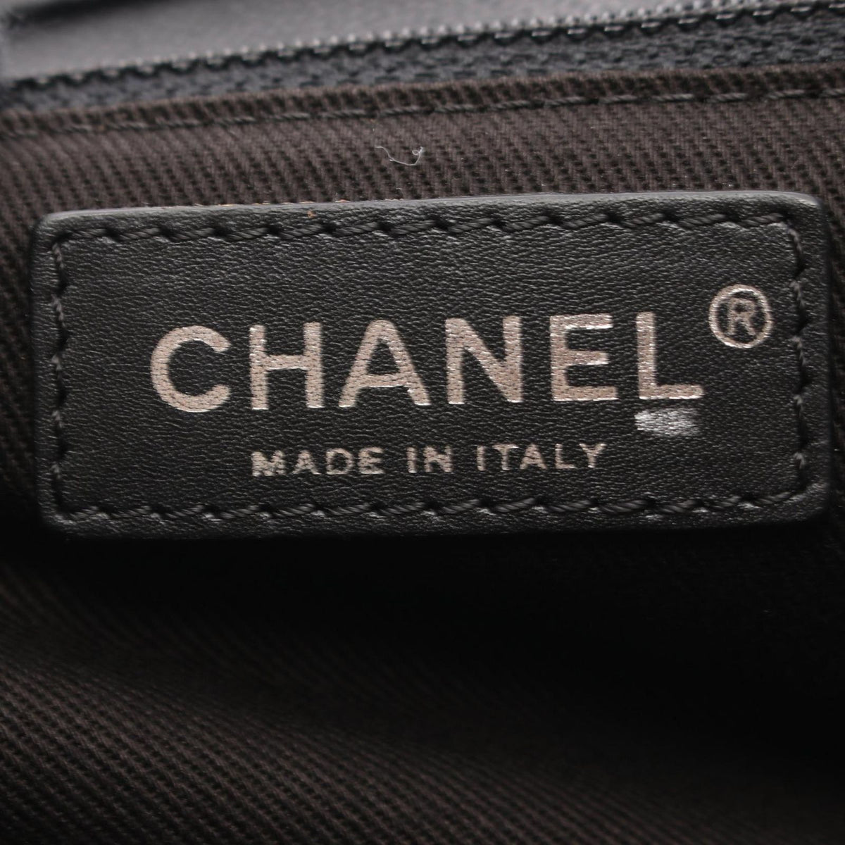 Chanel Shoulder Bag Quilted 2.55 Antique Silver Black Caviar Leather — view 4