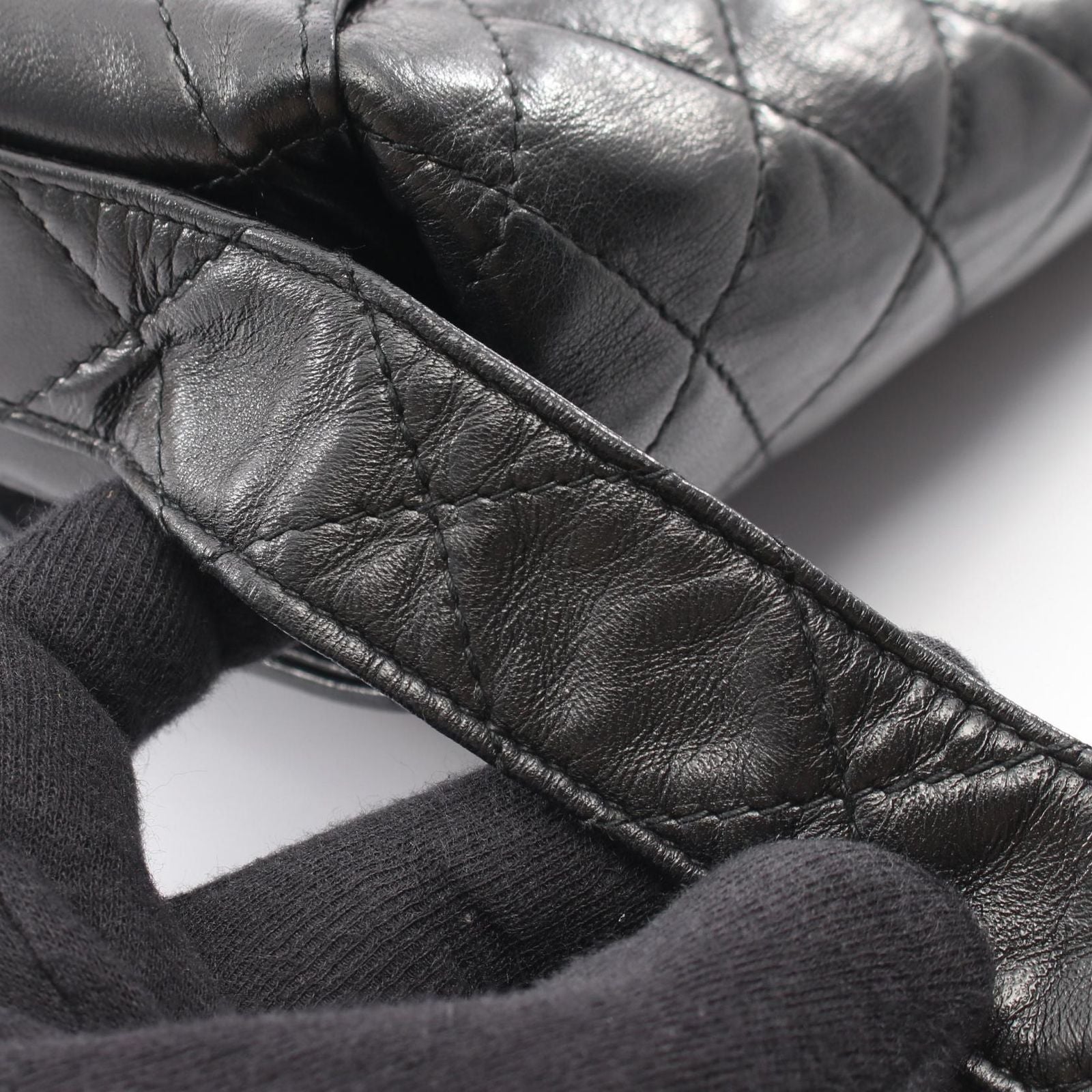 Chanel Shoulder Bag Quilted Black Lambskin — view 9