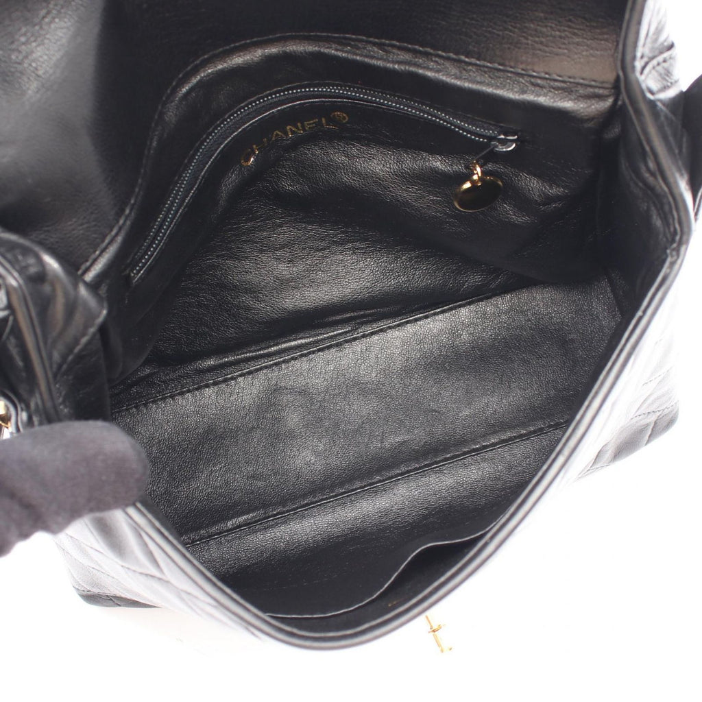 Chanel Shoulder Bag Quilted Black Lambskin — view 3