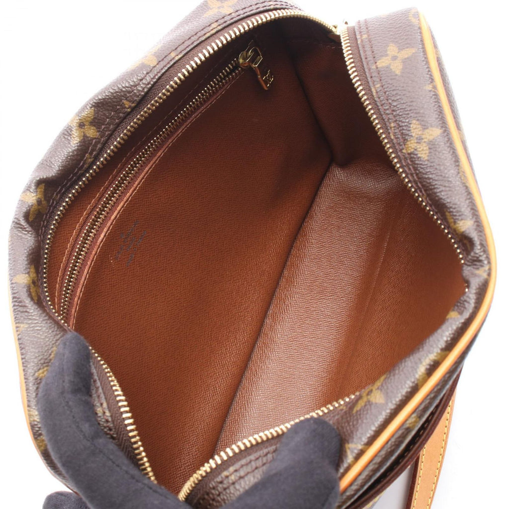 Louis Vuitton Shoulder Bag Trocadero 27 Monogram Canvas Leather — view 3