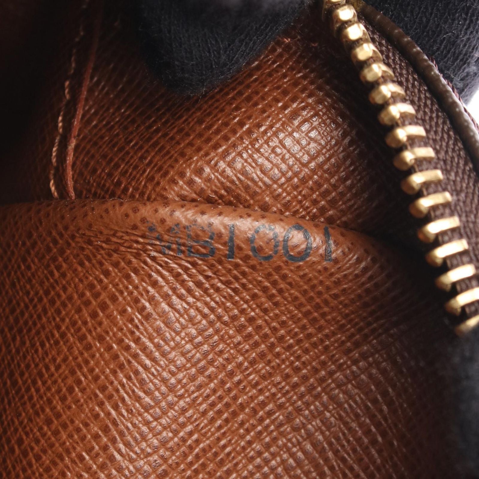 Louis Vuitton Shoulder Bag Trocadero 27 Monogram Canvas Leather — view 5