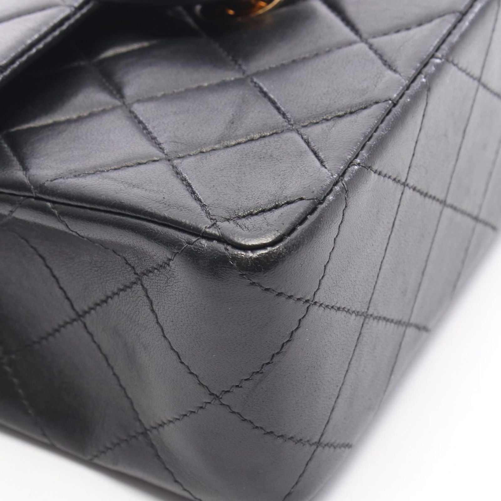 Chanel Shoulder Bag Mini Quilted Black Lambskin Chain — view 9