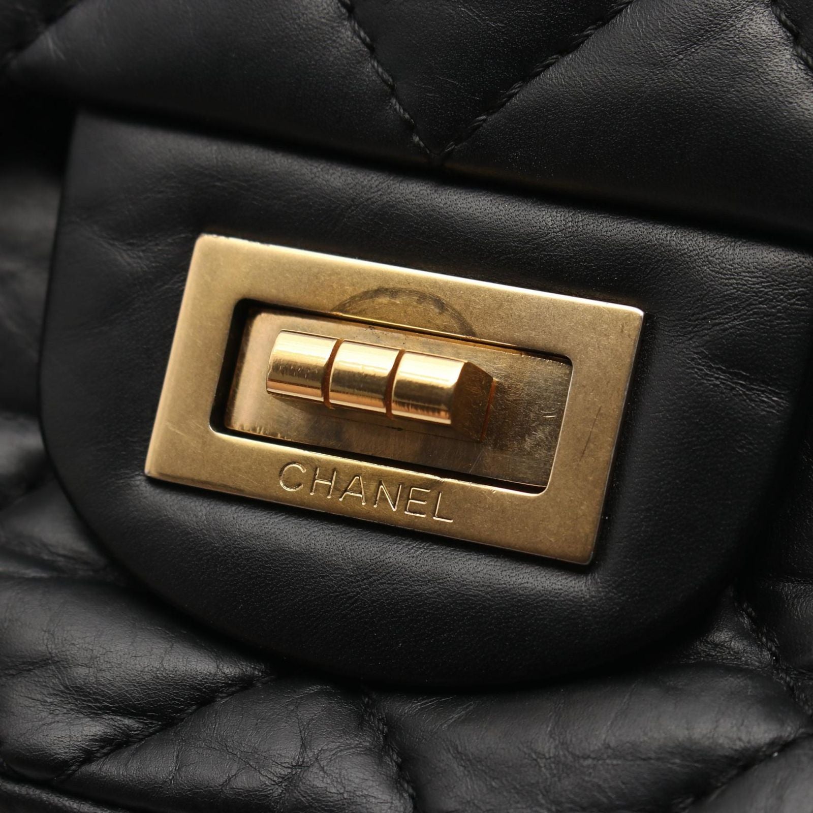 Chanel Shoulder Bag 2.55 Quilted Maxi Double Flap Black Calf Deca Chain — view 8