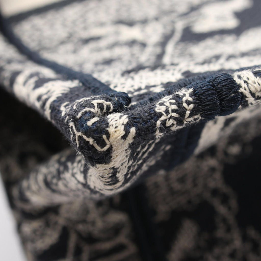 Dior Tote Book Navy Canvas — view 6