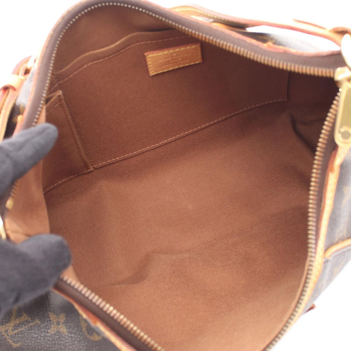 Louis Vuitton Shoulder Bag Thames GM Monogram Canvas Leather — view 3