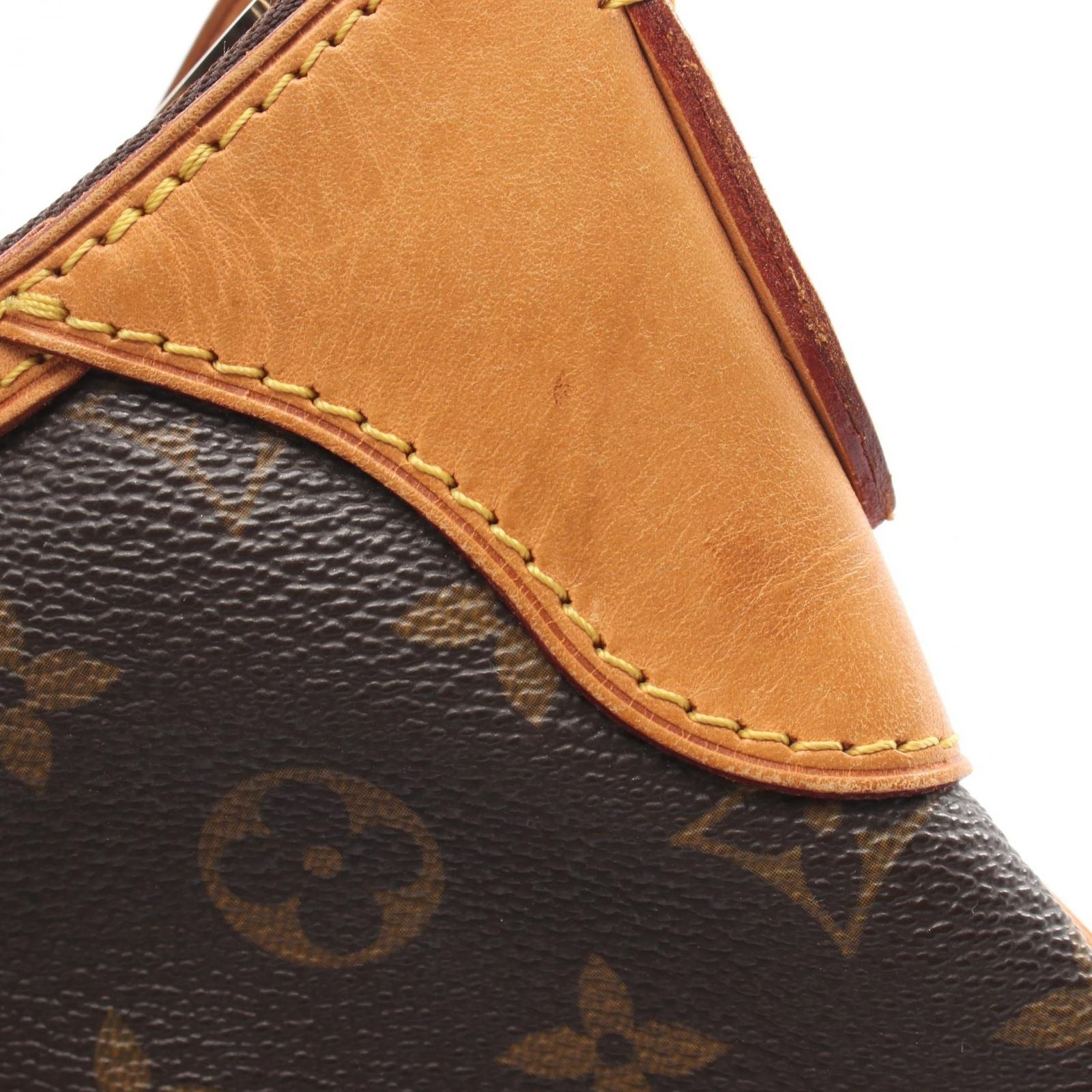Louis Vuitton Shoulder Bag Thames GM Monogram Canvas Leather — view 9