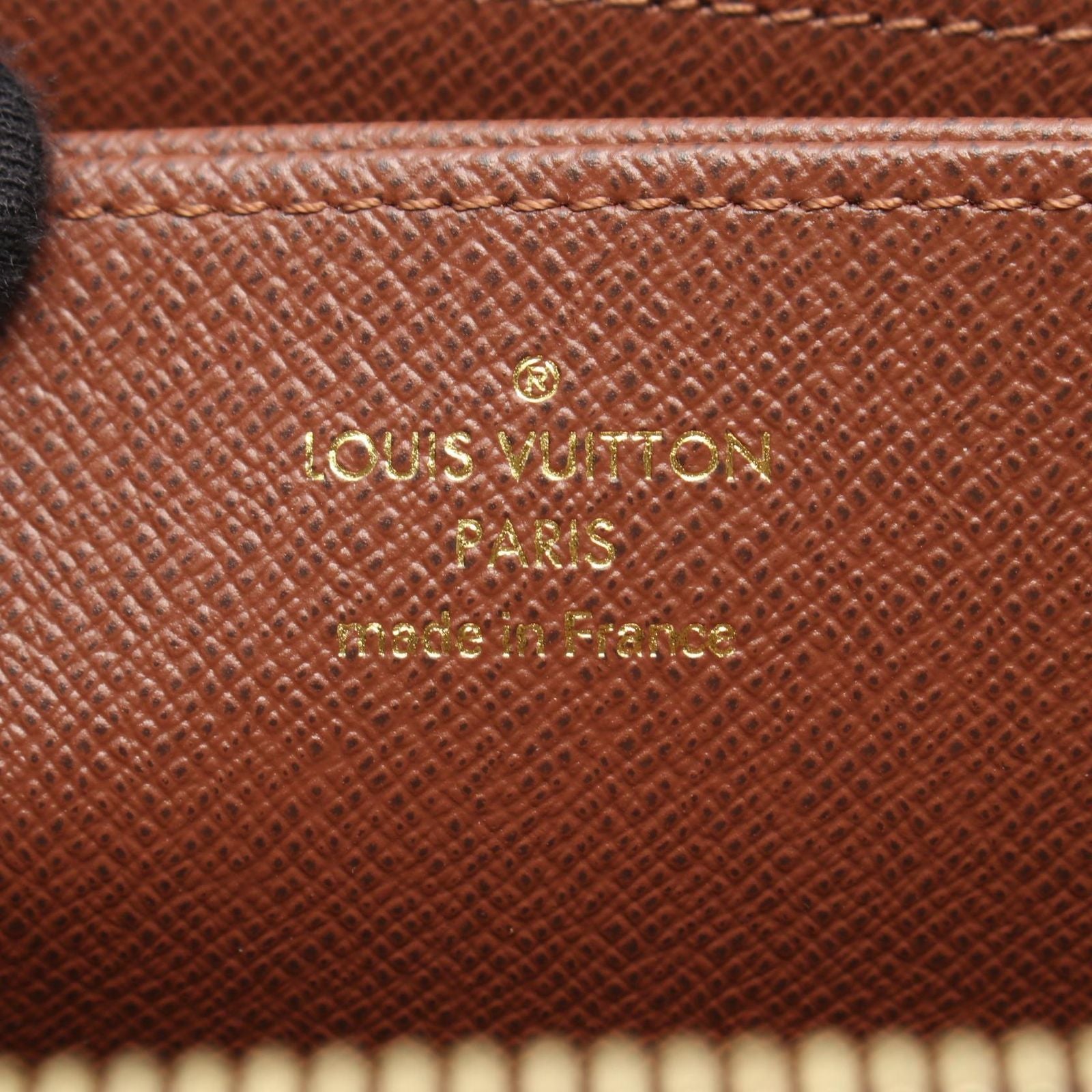 Louis Vuitton Round Wallet Zippy Monogram Canvas — view 4