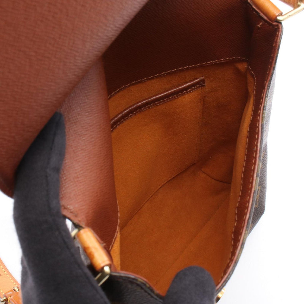 Louis Vuitton Shoulder Bag Musette Salsa Short Strap Monogram Canvas Leather — view 3