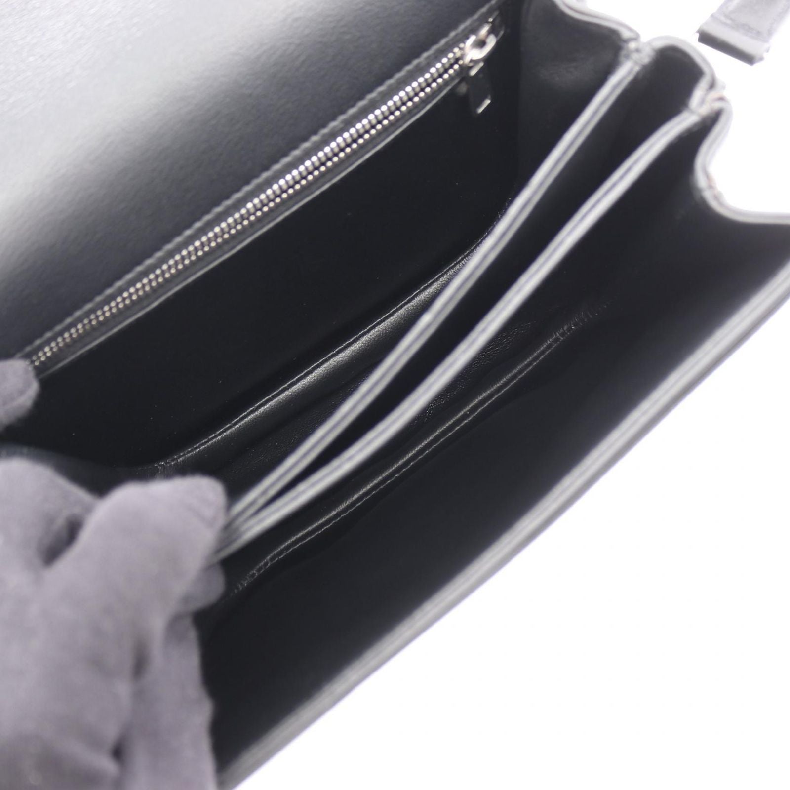 Celine Shoulder Bag Besace Triomphe Black Leather — view 3
