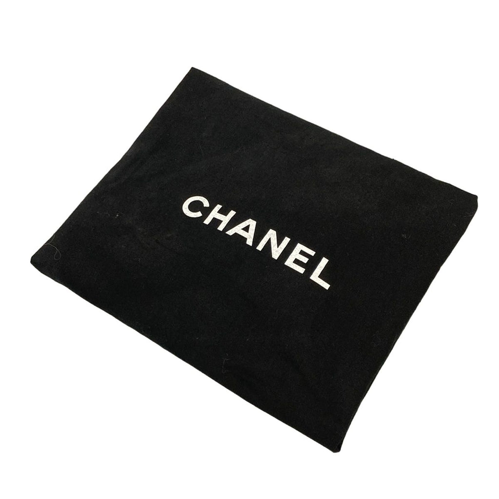 Chanel Shoulder Bag Blade Quilted Gray Beige CC Logo Silver — view 8