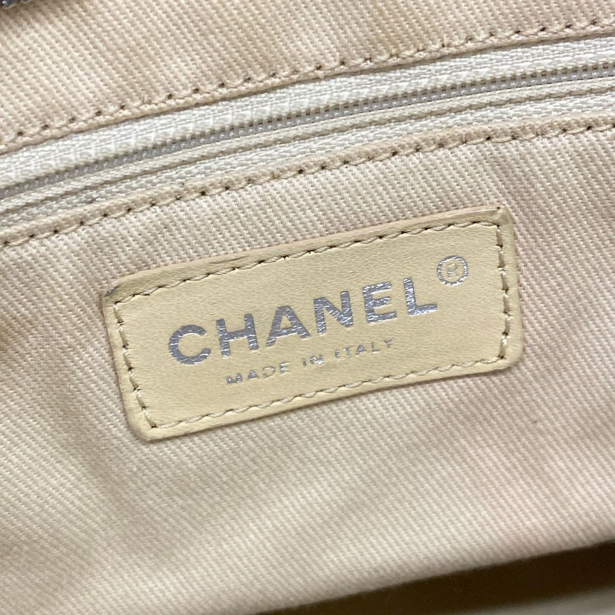 Chanel Shoulder Bag Blade Quilted Gray Beige CC Logo Silver — view 9