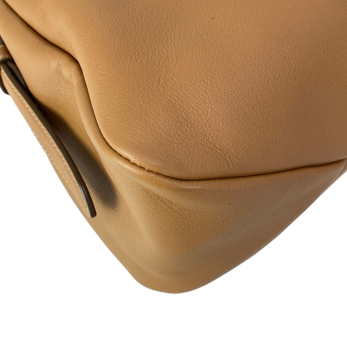 Prada Shoulder Bag Eme Large Light Brown Leather — view 8
