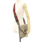 Gucci GG Supreme Messenger — view 9