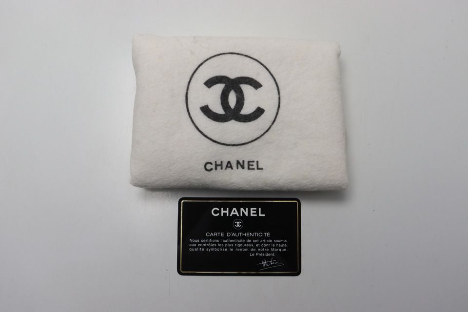 Chanel 0 Quilted GD Leather Chain Shoulder — view 8