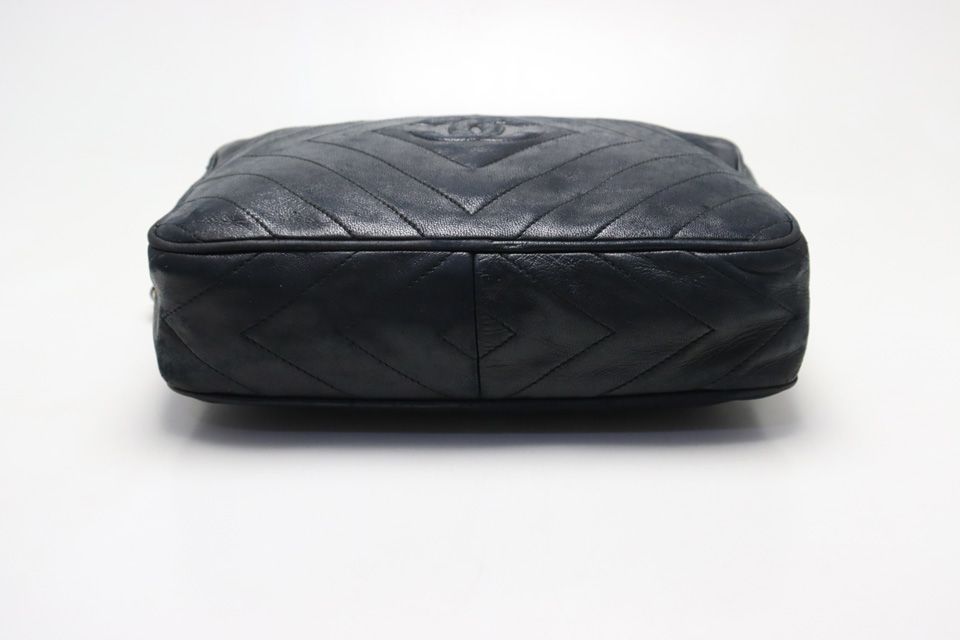 Chanel Quilted Fringe GD Leather Chain Shoulder — view 3