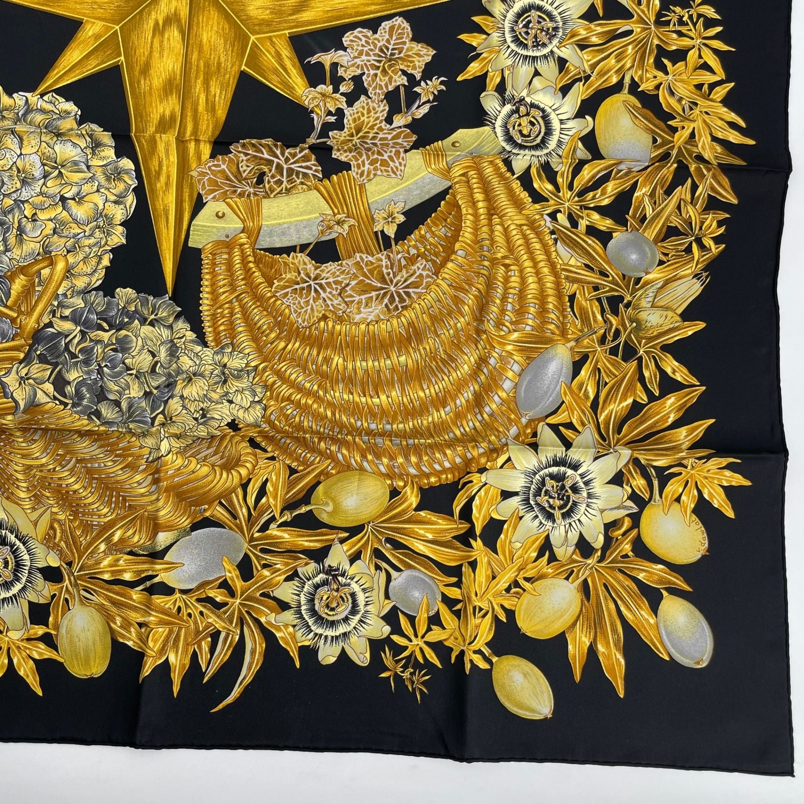 Hermes Carre 90 Passiflores Passion Flower Black Silk 100% Scarf — view 4