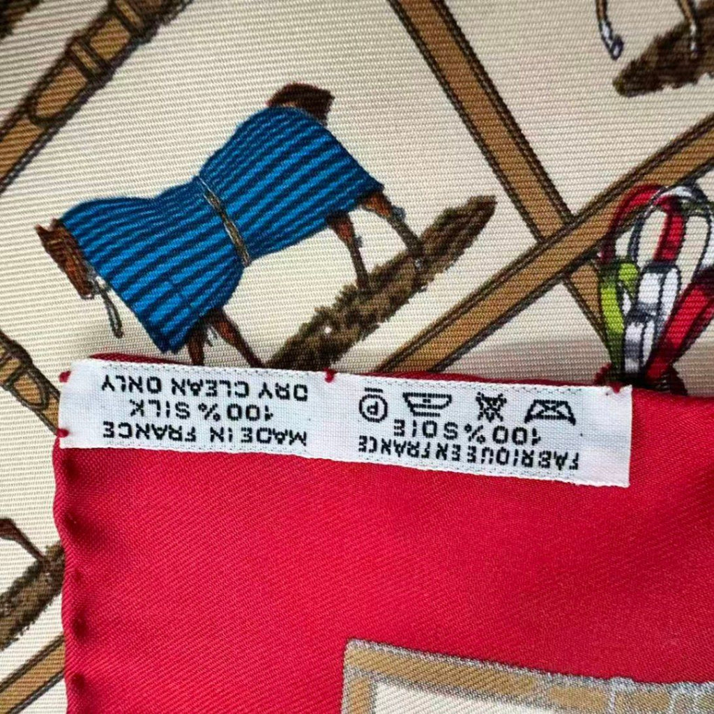 Hermes Scarf Silk 48 Cheveaux Au Paddock 48 Horses in the — view 8