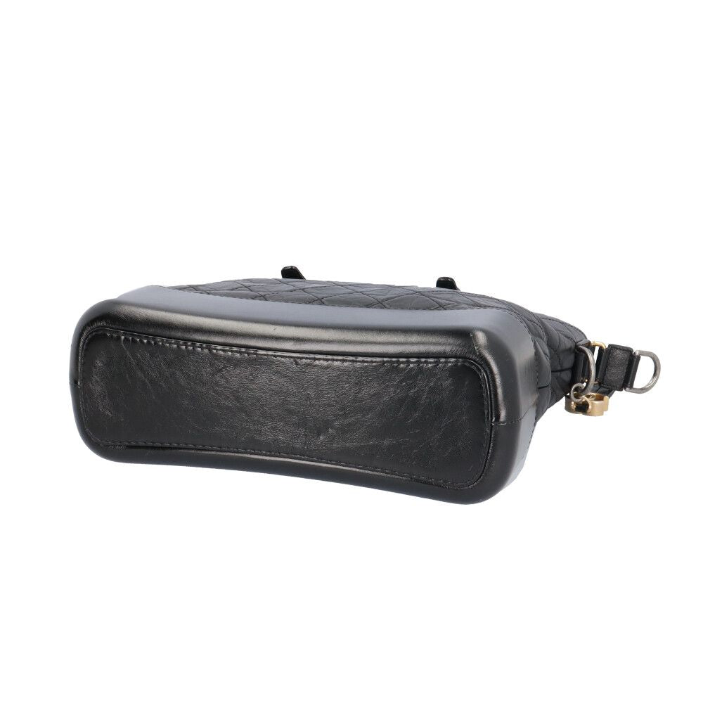 Chanel Gabrielle de Shoulder Bag Black — view 5