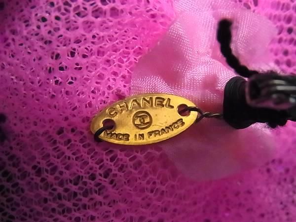 Chanel Camellia Nylon Corsage Pin Brooch Pin Badge Pink — view 4