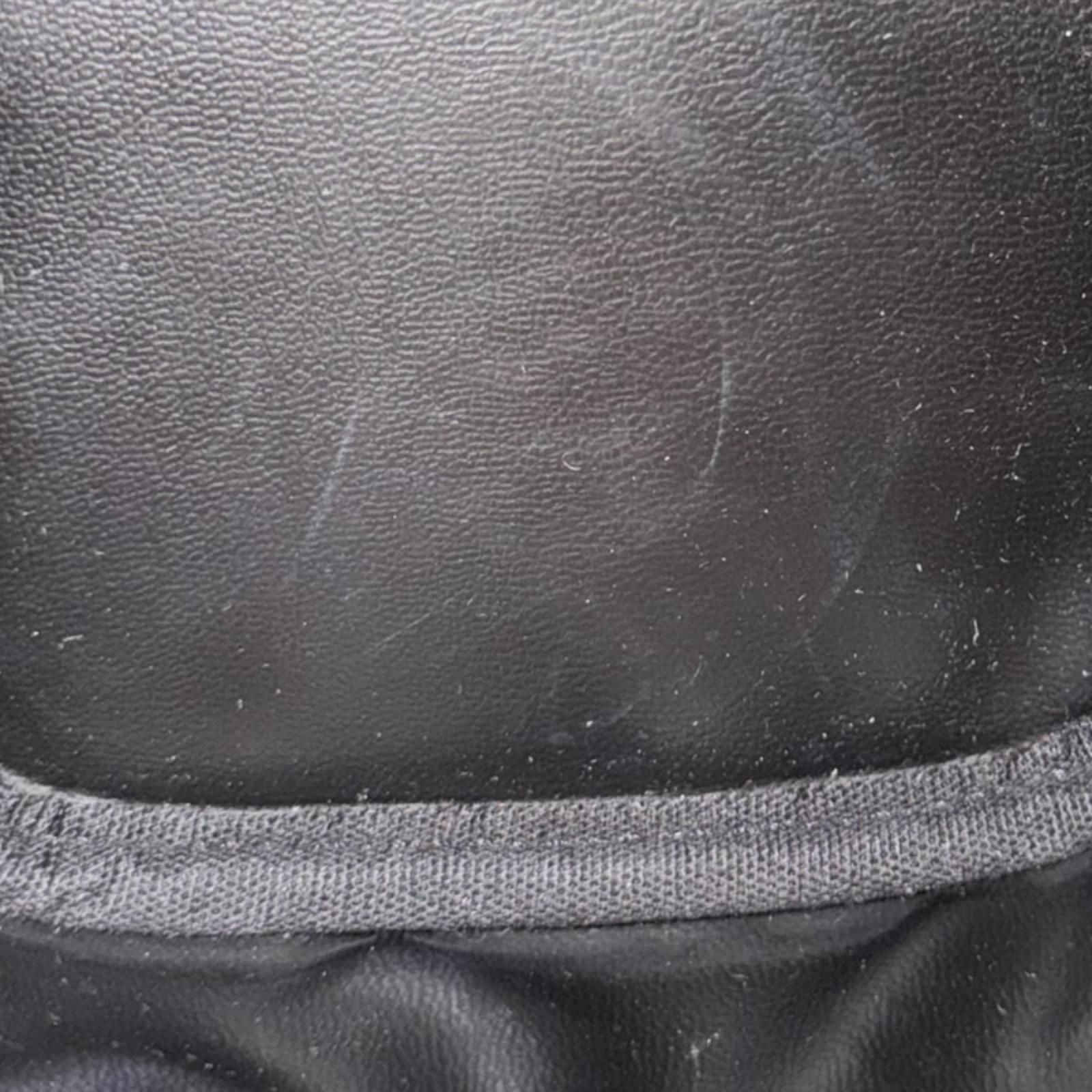 Chanel Vanity Bag Black — view 9