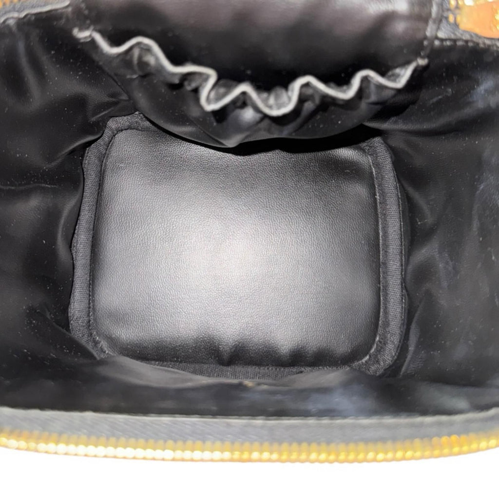Chanel Vanity Bag Black — view 8