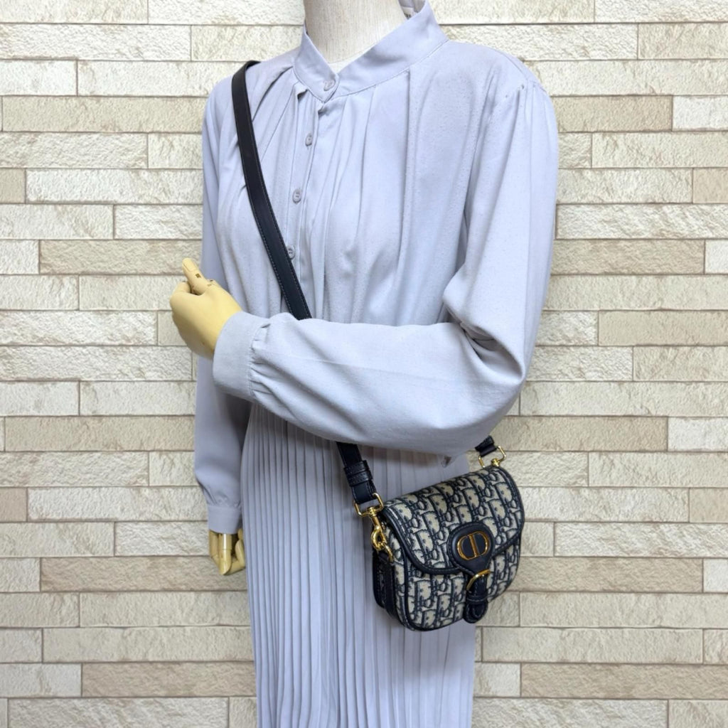 Dior Bobi Oblique Shoulder Bag Leather Navy — view 2