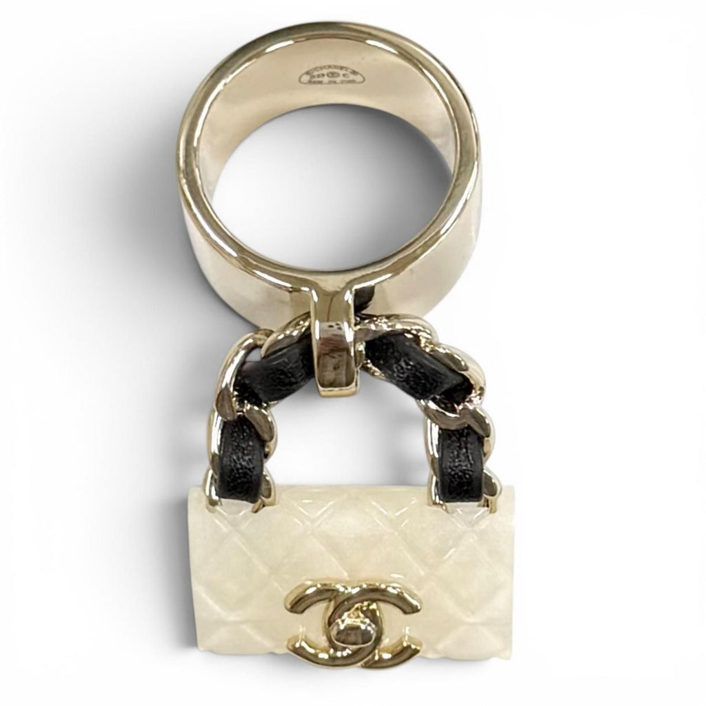 Chanel 23c Quilted Turnlock Bag Charm Ring White Black Gold — view 4