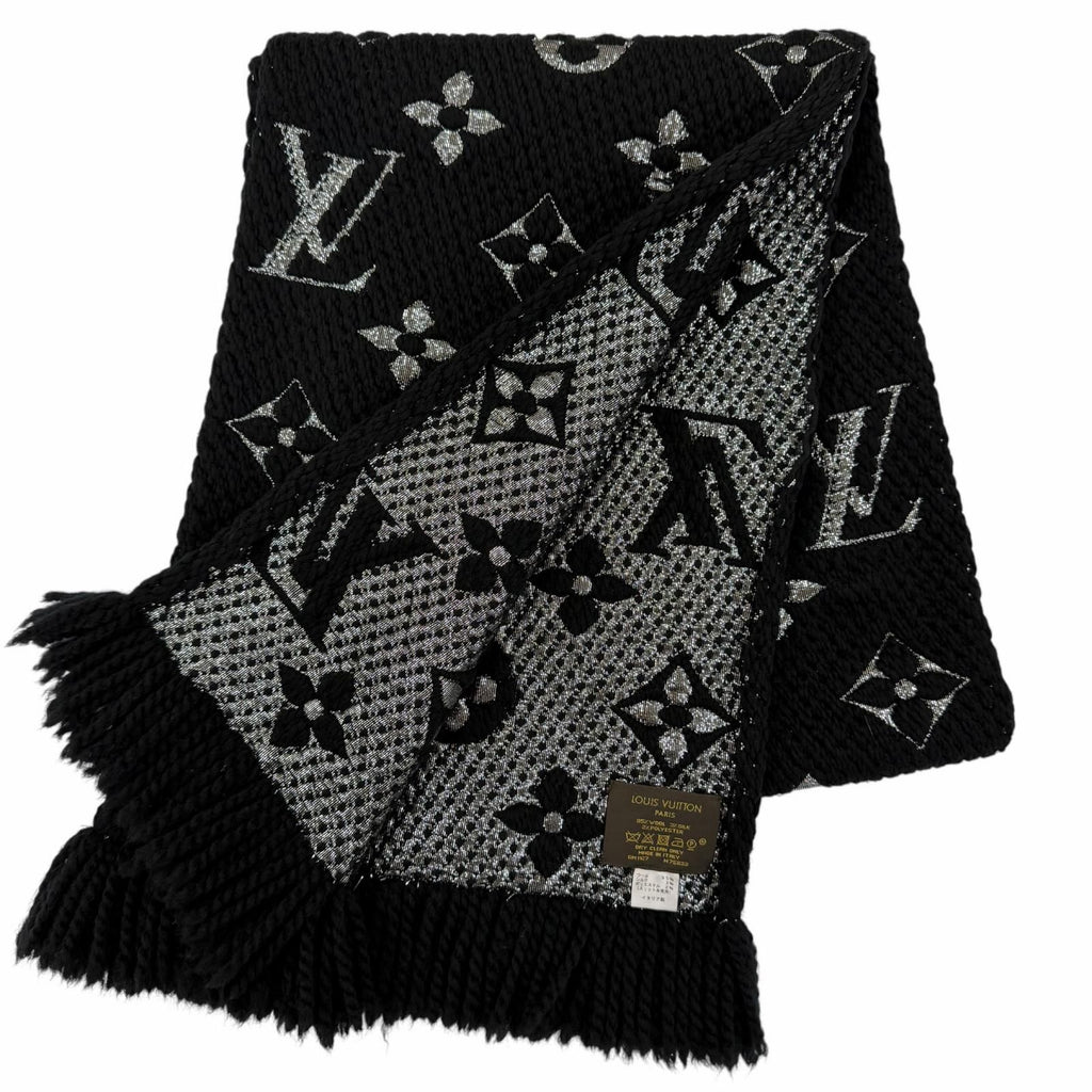 Louis Vuitton Echarpe Logo Mania Shine Wool Silk Noir Scarf with Fringe — view 2