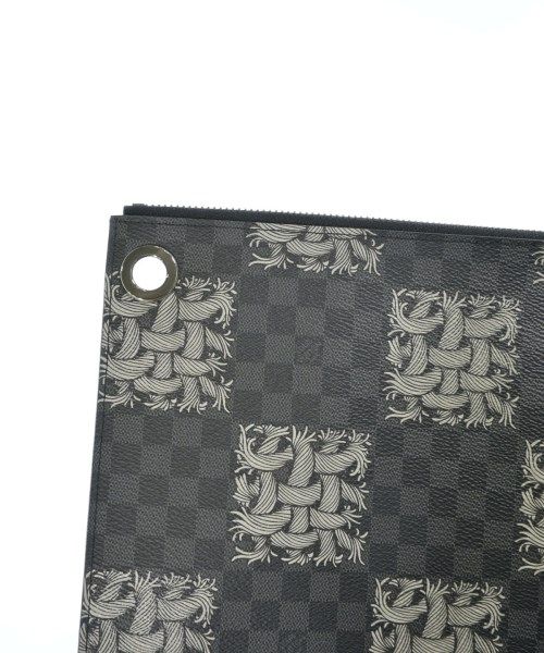 Louis Vuitton Clutch Gray — view 6