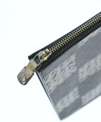 Louis Vuitton Clutch Gray — view 5