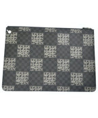 Louis Vuitton Clutch Gray — view 2