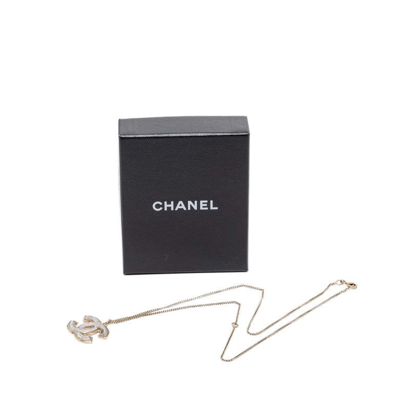 Chanel CC Logo Necklace Gold Silver Plated — view 6