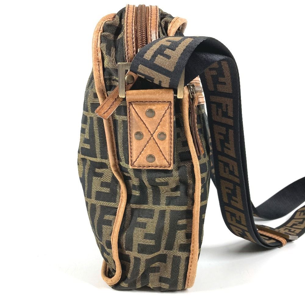 Fendi Shoulder Bag Zucca Logo Nylon Canvas Brown — view 4