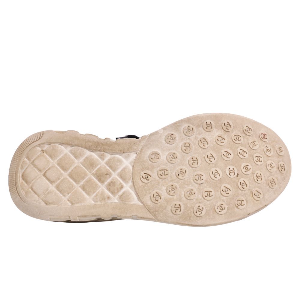 Chanel Sneakers CC Logo Knit — view 8
