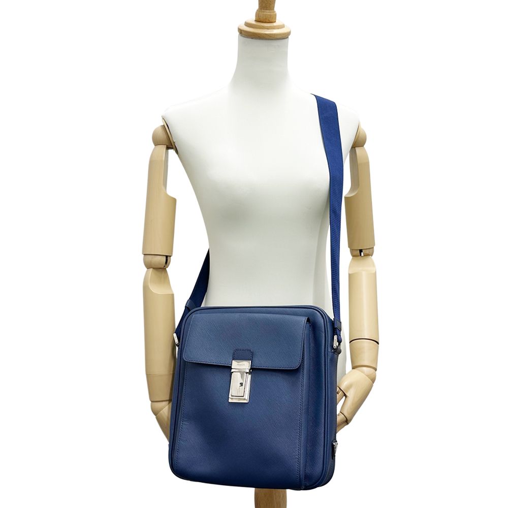 Prada Shoulder Bag Saffiano Blue Triangle Logo — view 9