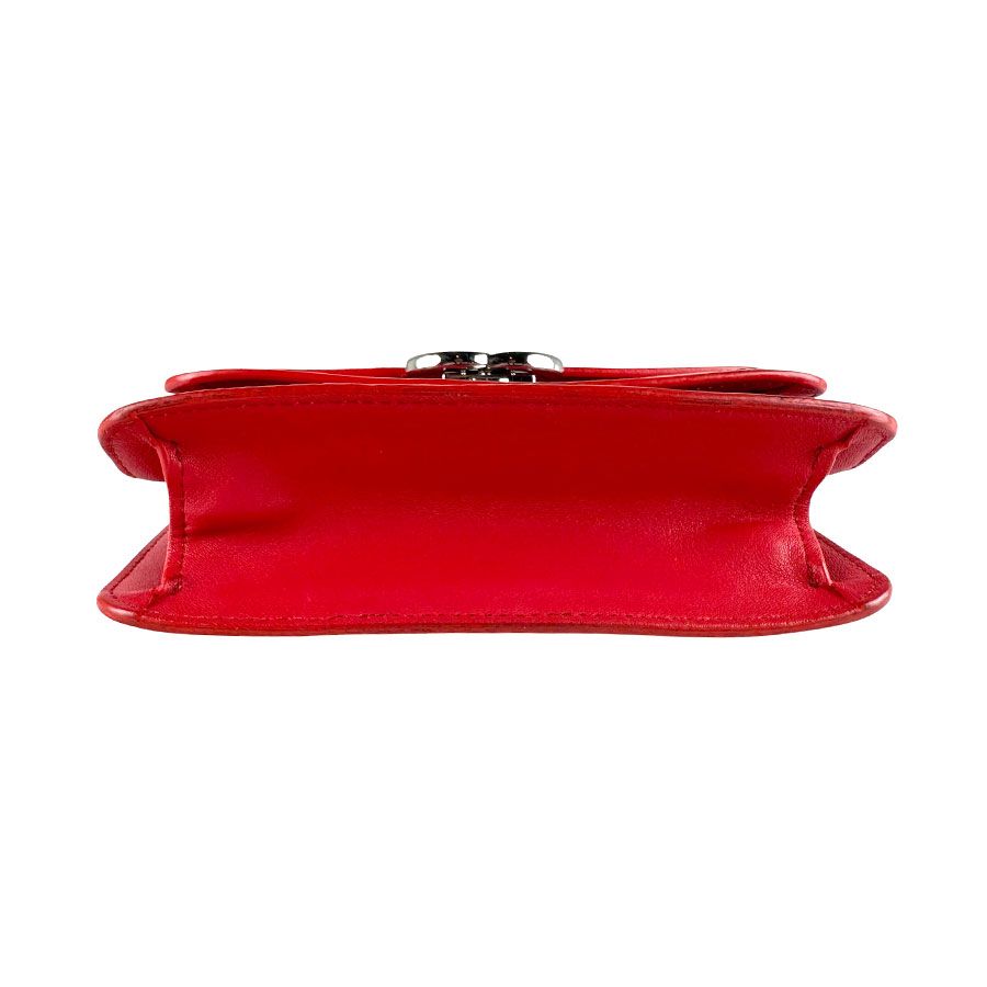 Chanel Shoulder Bag — view 4