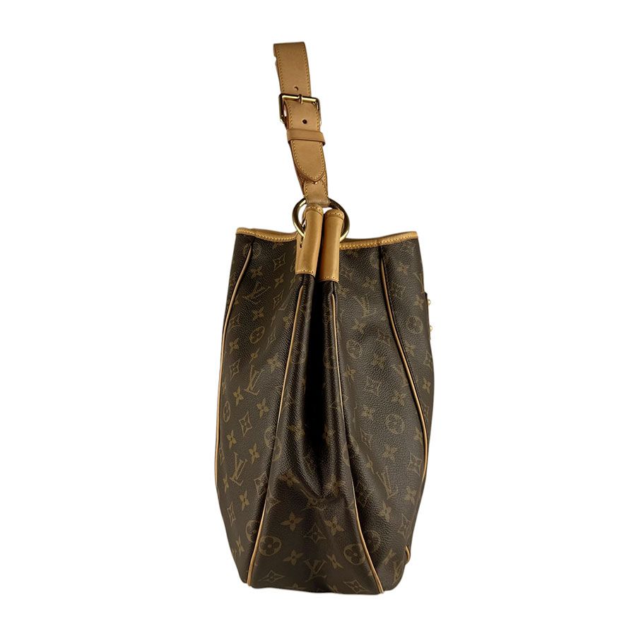 Louis Vuitton Shoulder Bag Galleria GM — view 2