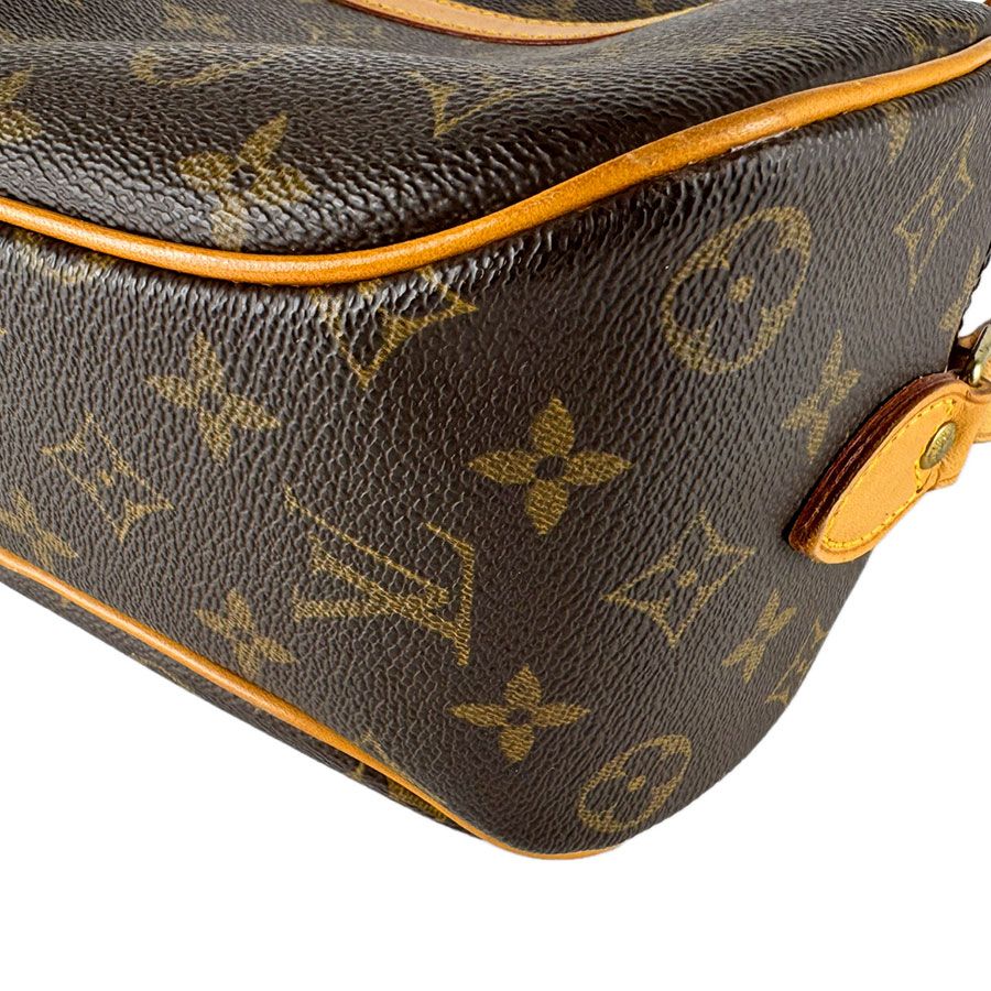 Louis Vuitton Shoulder Bag Monogram Blois — view 9