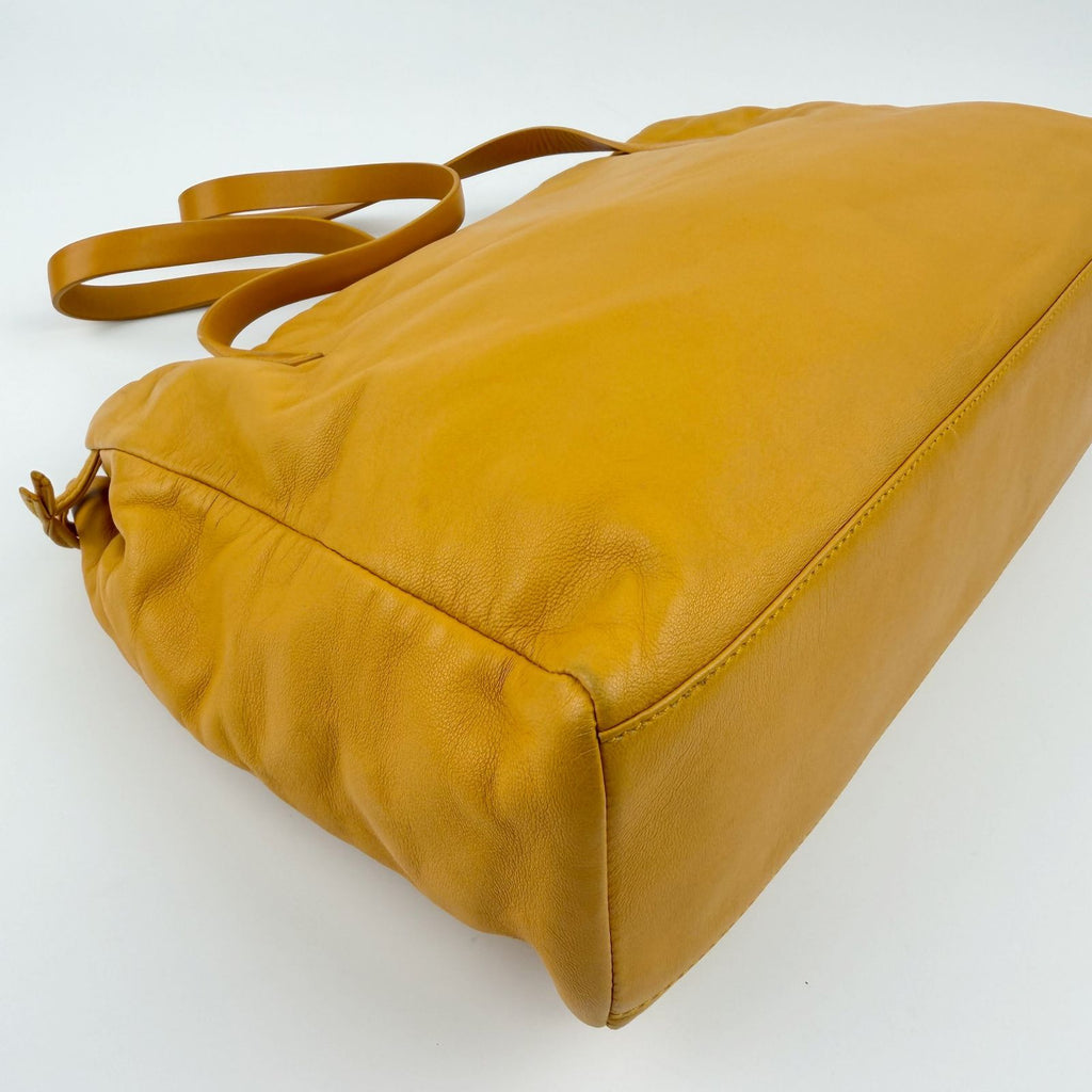 Loewe Tote Shoulder Bag Leather Yellow Vintage — view 9