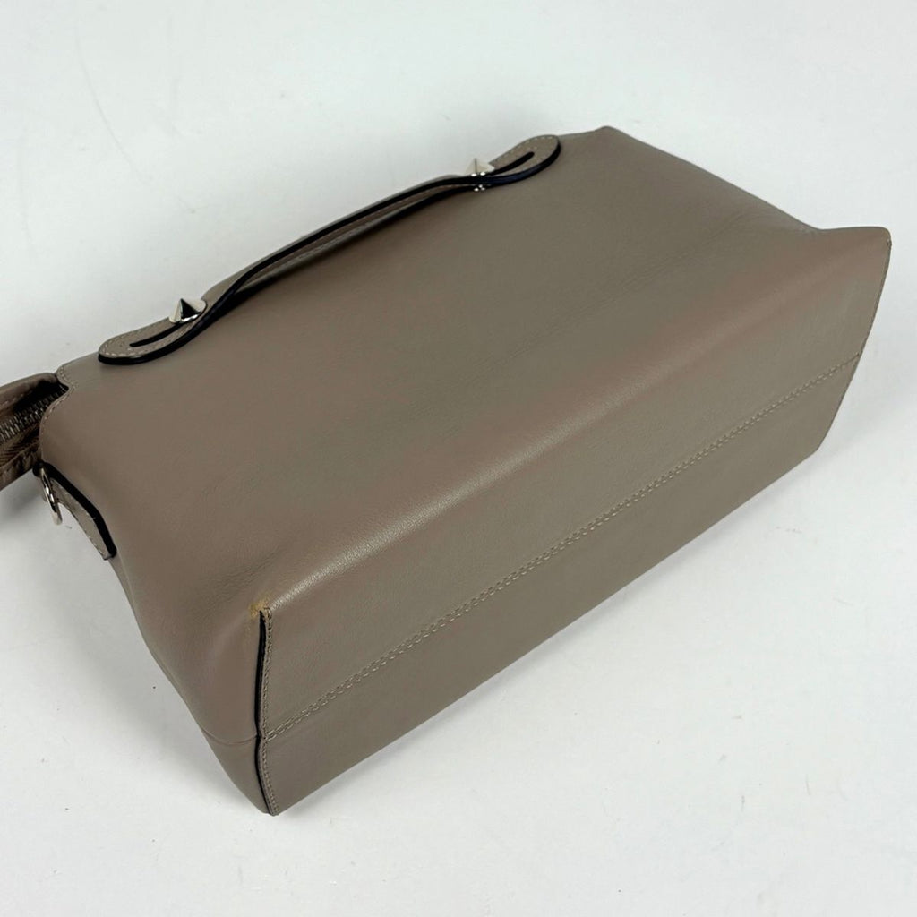 Fendi by the Way 2-Way Shoulder Bag Leather Beige — view 2