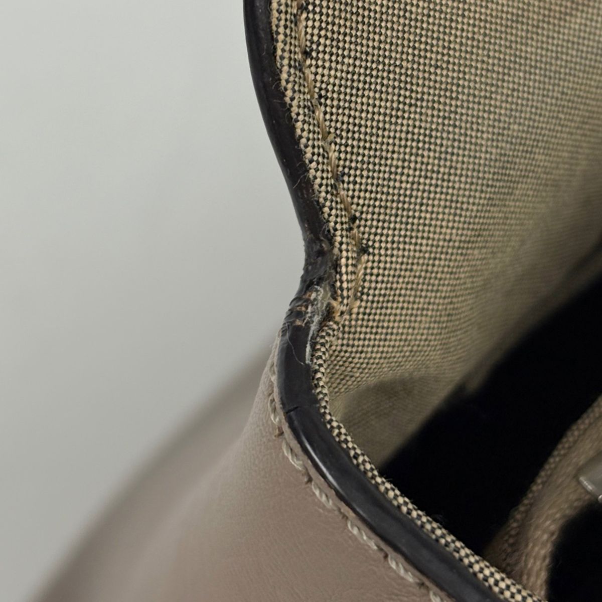 Fendi by the Way 2-Way Shoulder Bag Leather Beige — view 7