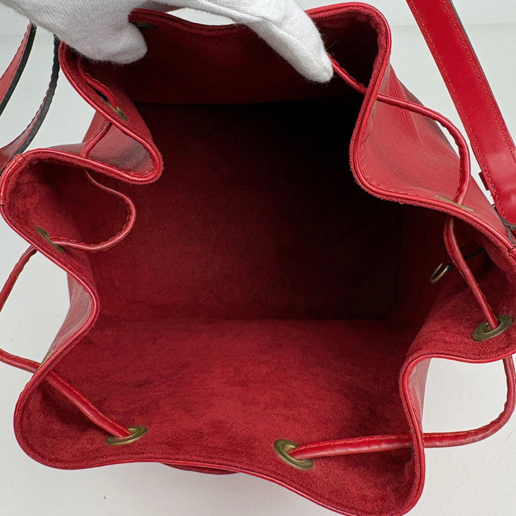 Louis Vuitton Petit Noe Shoulder Drawstring Bag Epi Castilian — view 8