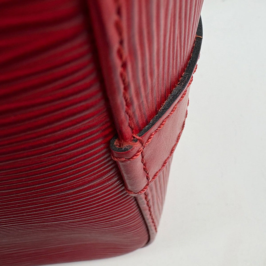Louis Vuitton Petit Noe Shoulder Drawstring Bag Epi Castilian — view 4