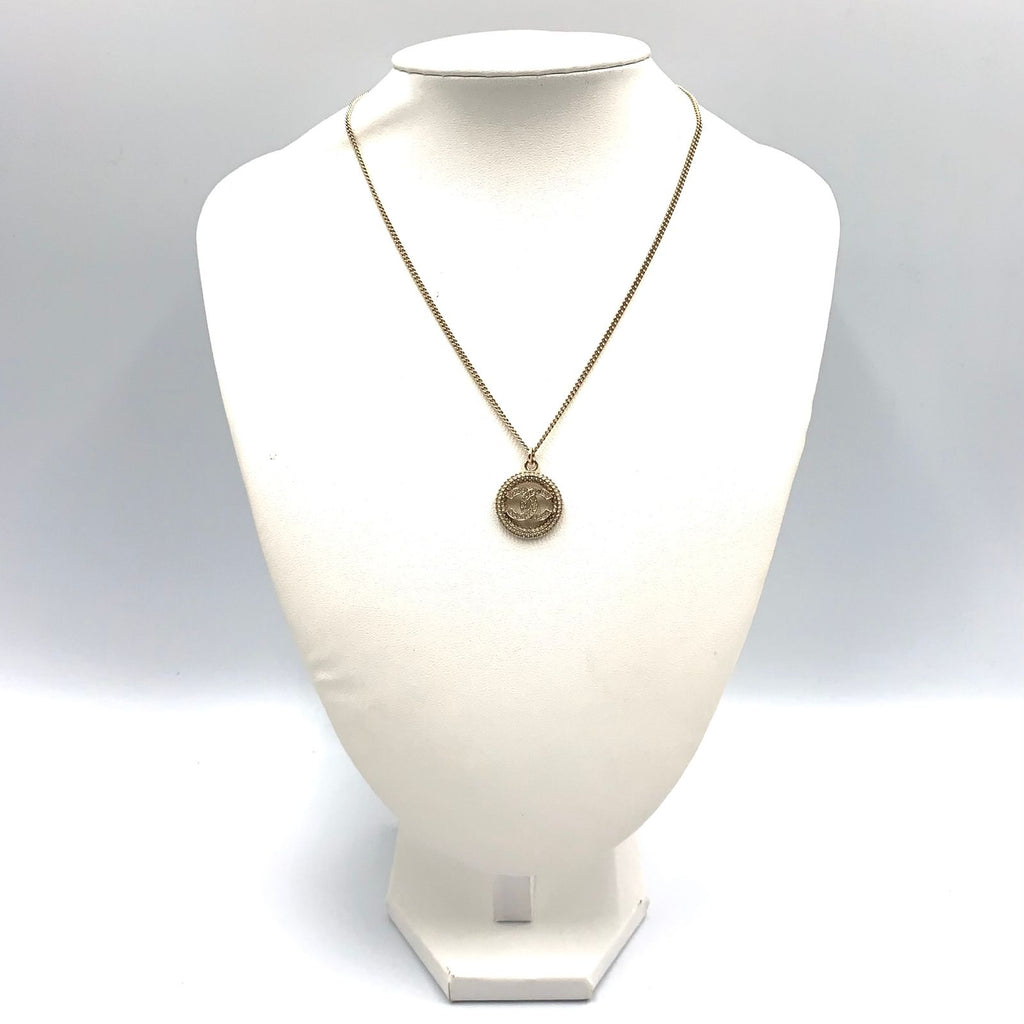 Chanel CC Logo Rhinestone Metal Color Stone Clear Gold Necklace — view 8