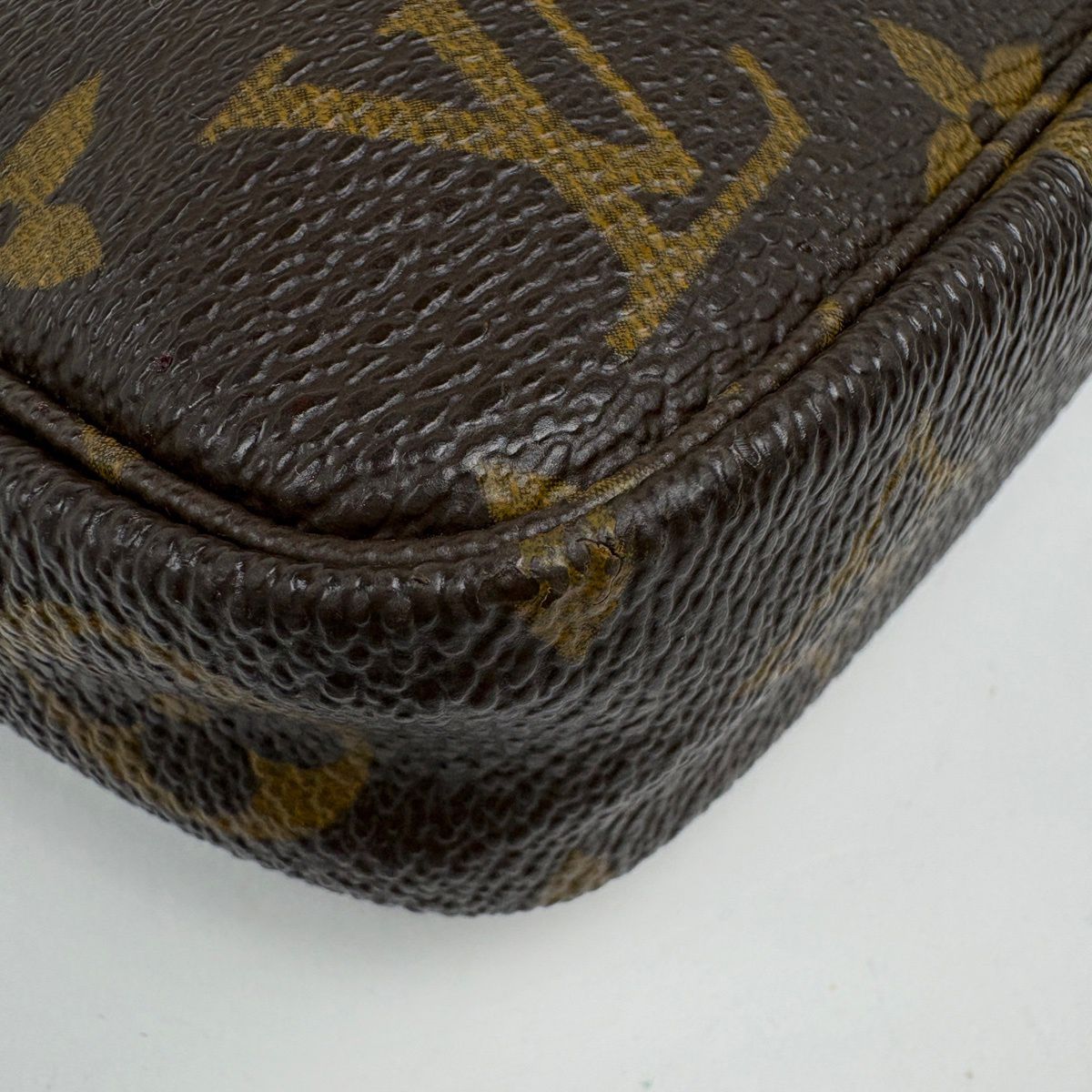 Louis Vuitton Pochette Makeup Cosmetics Pouch Monogram Brown — view 3