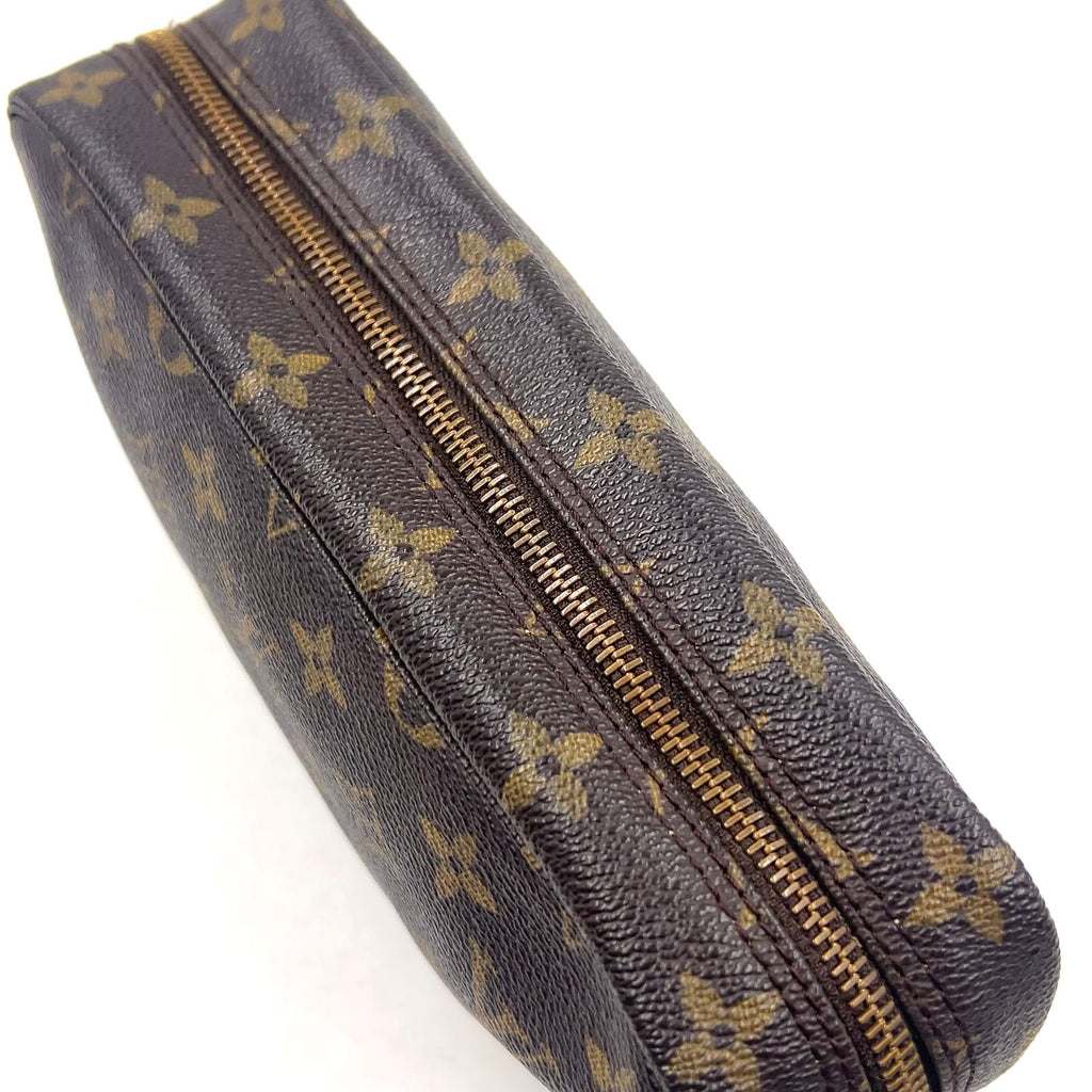 Louis Vuitton Trousse Toilette 23 Monogram Brown Cosmetic Pouch Gold — view 9